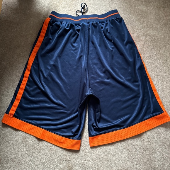 Jordan Basketball Shorts (3XL) - Picture 4 of 5